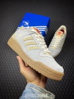 c 公司级Adidas Forum 84 Low 阿迪达斯 低帮百搭潮流休闲运动板鞋 以复古篮球鞋的外形为基础 采用皮革拼接 简约百搭 更加贴合舒适 中底内侧网