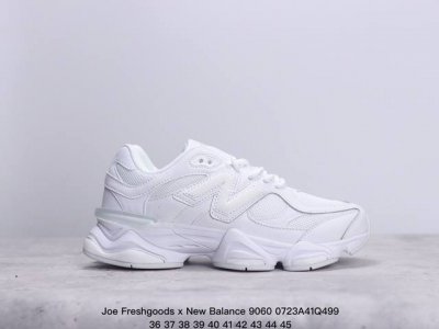 Joe Freshgoods X New Balance Nb9060 联名款 复古休闲运动慢跑鞋 鞋款灵感源自设计师本人对夏日的怀日回忆。鞋面大身由空间双格及