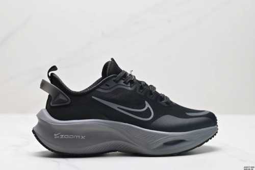 公司级nike Air Zoom Plus 全新科技提前原鞋开发 充正版本 区别市面真标版本 必定是官方强力主推款式 真正的zoom缓震科技嵌入如假包退 缓震大