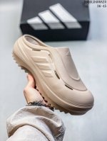 阿迪达斯 Adidas 波波凉鞋 Ozwave Clog 波波凉鞋 沙滩拖鞋 稳定缓震回弹厚底老爹拖鞋 阿迪达斯 珠光 设计灵感来源于经典复古鞋型 Adidas