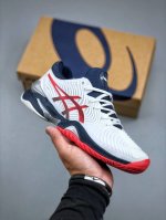Asics Court Ff 2 Novak 舒适轻便 减震 低帮 网球鞋 男款 货号白色 红色 1041A083-102 尺码 39-46