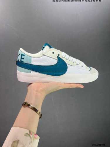 Nike Blazer Low ‘77 Jumbo 原装配色 纯原批次 区别市面版本全新焕新升级经典 Blazer 鞋款，大号 Swoosh 突出新时代更加张扬