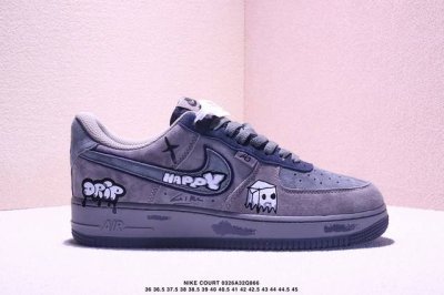 300 公司级Nike Court Vision Lo 低帮百搭 透气休闲运动板鞋 兼顾舒适脚感和出众风范 演绎匠心之作 结构性的支撑贴合感结合复古篮球设计 货