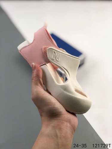萌娃童鞋！New Balance Nb 夏季新款包头凉鞋软底魔术贴休闲沙滩鞋 Id：121729T