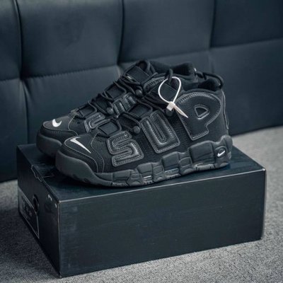 Nike Air More Uptempo '96 皮蓬全掌气垫男子运动鞋厚底增高缓震慢跑鞋。续写 20 世纪 80 年代和 90 年代篮球运动飞速发展的传奇。