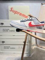 350 创意定制联名配色,经典美系街头品牌-至高无上Supreme X Nike By You Sb Dunk Low Retro Sp扣篮系列低帮休闲运动滑板