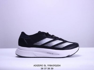 阿迪达斯 Adizero Sl 训练备赛马拉松跑步运动鞋 闪充跑鞋 厚底增高老爹鞋，适合长短跑训练的跑步鞋。Adidas Adizero Sl是一款动感十足的训