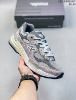 真标Jjjjound X New Balance Nb 992 复古 舒适 翻毛皮减震防滑耐磨透气包裹性速干 低帮 休闲跑步鞋 货号:M992J2 尺码:40