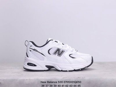 New Balance 530 复古跑鞋 小红书爆款 官网售罄 这双鞋确实是nb家经典复古款式之一，以全新科技诠释，成功打造530鞋款，鞋面在保持530基本线条