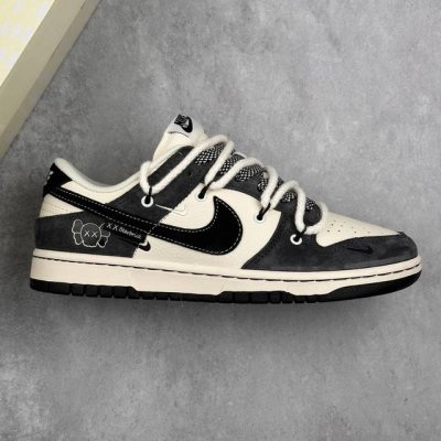 本地 核心私 Nk Sb Dunk Low Kaws联名 绑带猪八黑勾 周年高端定制 低帮休闲板鞋 #定制鞋盒 大厂纯原品质出货 超高清洁度 皮料切割干净无任何