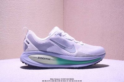 耐克 Nike Air Zoom Vomero 18 全新科技提前原鞋开发 必定是官方强力主推款式，真正的Zoom缓震科技嵌入 缓震大底带公司同步定位 尺码如图
