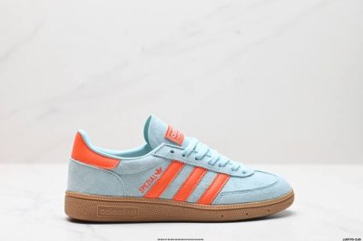 公司级Adidas Handball Spezial 官方正确版本 阿迪达斯经典款 复古休闲板鞋 全鞋采用反毛皮制作 牛筋耐磨大底 承载青春情怀的板鞋 经典三条