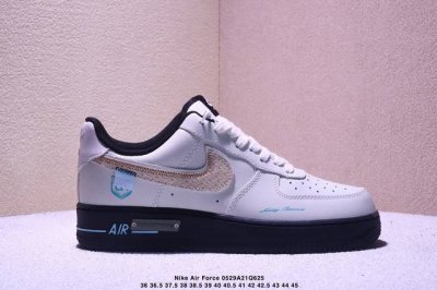 nike 耐克 男女鞋真标带半码 原楦原纸版数据开发版型 采用硬质牛剖皮革鞋面材质 内置全掌Air Sole气垫官方新色 耐克Nike Air Force 1