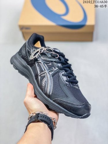 公司级亚瑟士Asics JOG 100S 复古单品 网面休闲透气跑步鞋 鞋款采用亚瑟士AMPLIFOAM科技 为运动中带来回弾性和轻量性感受 工程网眼鞋面提供运