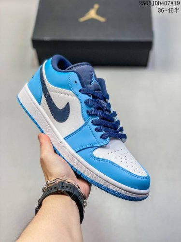 真标带半码 air Jordan 1 Low Gs 低帮 冰激凌 孟佳 周雨彤同款 Aj1 乔丹1代 Aj1 乔1 低邦 粉冰激凌 乔丹篮球鞋系列 鞋身以白色皮