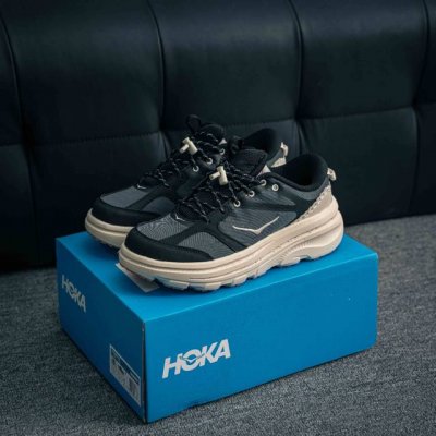 核心私 Hoka Oneu Bondi B3Ls 舒适防滑耐磨低帮休闲跑步鞋 货号：1155351 Bklb 尺码：36 37 37.5 38 38.5 39