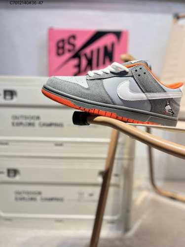 120 耐克Nike Dunk Low 板鞋Sb系列经典百搭休闲运动板鞋加厚鞋舌的填充，使舒适性大大提升，同时也更方便穿脱中底部分则加入了脚感柔软舒适Zooma