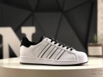 160 阿迪达斯 Adidas Superstar 三叶草经典贝壳头系列 迪奥联名 新款休闲板鞋潮流男女士运动鞋 。鞋面柔软皮革材质 标志性的贝壳鞋头，锯齿三条