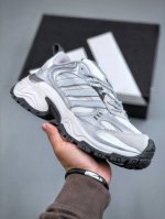 Adidas Shadow Fever 复古跑鞋简约舒适防滑耐磨低帮 休闲跑步鞋 货号：Jr8214 尺码：36-45 半