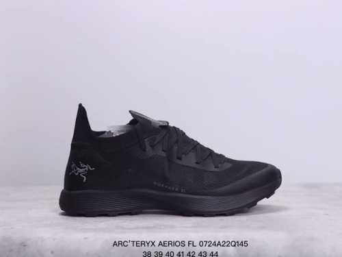 始祖鸟 Arc’Teryx Aerios Fl登山靴 防水加强版男士系列加强版户外防水低帮登山鞋徒步鞋 轻量支撑长距离越野跑鞋 轻便透气户外运动鞋 耐磨轻量 越