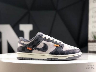 耐克 Nk Sb Dunk Low Lv联名周年高端定制 低帮休闲板鞋 #高端定制鞋盒 大厂纯原品质出货 超高清洁度 皮料切割干净无任何毛边 细节完美 货号：Q