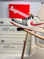 260 公司级头层皮Supreme X 乔丹Air Jordan 1 Low Aj1低帮系列篮球鞋 官方同步配色 原装级产物 #拒绝公底 立体鞋型 细节完美 高