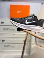 Nike Vomero 18 轻盈跑鞋 黑白色 舒适百搭防滑耐磨 低帮 休闲跑步鞋男女同款货号：Hm6804 Qz7013140#36-45半