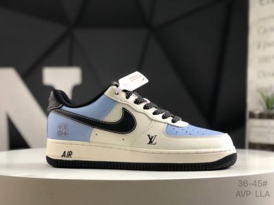 公司级带半码 耐克 Nike Air Force 1 07 空军一号低帮百搭休闲运动板鞋 柔软 弹性十足的缓震性能和出色的中底设计 横跨复古与现代的外型结合 造