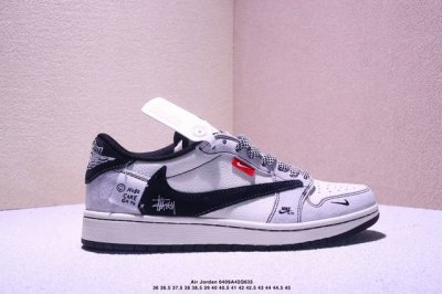 海外爆款限量发售！Travis Scott X Fragment Design X Jordan Air Jordan 1 Low Og Sp “北面联名 米灰