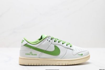 公司级耐克Nike Dunk Low 扣篮系列 复古低帮休闲运动滑板板鞋 采用脚感柔软舒适Zoomair气垫 有效吸收滑板等极限运动在落地时带来的冲击力 为街头