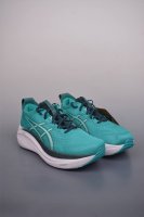 260 Gel Nimbus 27代 专业跑鞋 Asics 日本田径队奥运系列 此种置于中底内部的自适应发泡材料 可在每一次冲击后帮助足弓重新定位 强化迈步时