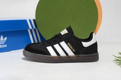 ad德训三代新款Size：24-37码 爱惨了德训系 新工艺新配色 优质皮料拼接，质感满满松紧带魔术贴 耐磨防滑大底，脚感超赞.