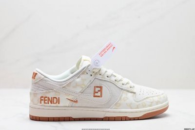 公司级Nk Dunk Low Retro “Diy高端定制” 低帮休闲运动板鞋 原装头层材料 用料绝不含糊 独家版型蒸餾加工帶來的是更好的视觉和脚感体验 清洁度