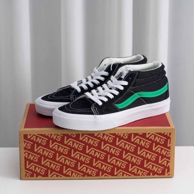 核心私 小红书爆款 Vans Sk8-Mid万斯中帮系列 经典中帮 绿色条纹 采用优质帆布材质 开春必备潮流板鞋 尺码：35 36 36.5 37 38 38.