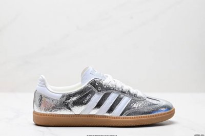 260 公司级Adidas阿迪达斯银色德训鞋女系带休闲运动鞋复古条纹阿甘鞋平底板鞋2025新款鞋子 货号:Jr0035 尺码:36 36.5 37 38 38.