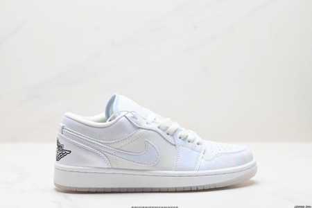 真标Nike Air Jordan 1 Retro Low Og Cny Aj1乔1低帮休闲板鞋 同步官方配色 官方货号:Hf4080-001 Size:36 - 点击图像关闭