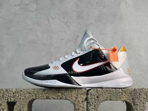 Star版本 放店私 科比5 Nike Kobe 5 低帮 篮球鞋 黑白李小龙 货号：Cd4991-101 尺码：40 40.5 41 42 42.5 43 4