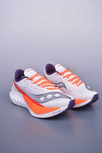 Saucony Triumph pro 啡鹏4 旗舰级缓震型跑鞋 公司级版本 更换板材pwrrun Hg上底层 前掌12Mm后跟 5.5Mm 提供95%以上的回