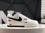 耐克Nike Air Force 1 07空军一号低帮百搭休闲运动板鞋 柔软 弹性十足的缓震性能和出色的中底设计 横跨复古与现代的外型结合 造就出风靡全球三十多