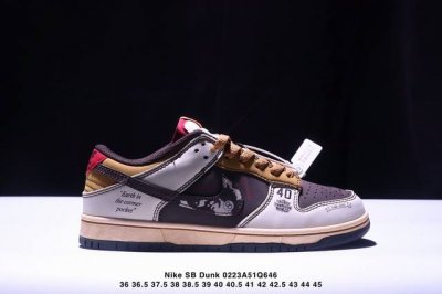 耐克Nike Sb Dunk Low Pro蝙蝠侠红 扣篮系列复古低帮休闲运动滑板板鞋。采用脚感柔软舒适Zoomair气垫，有效吸收滑板等极限运动在落地时带来的