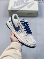 310 海外爆款限量发售！公司级 Nike Sb Dunk Low“ Un联名——英文藏蓝底” 周年高端定制 低帮休闲板鞋 定制鞋盒 大厂纯原品质出货 超高清洁