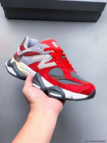 New Balance 又带来了新鞋型 9060 ，并且是与芝加哥街头品牌 Joe Freshgoods 的联名款。鞋身主体采用了类似 990 系列的设计风格，