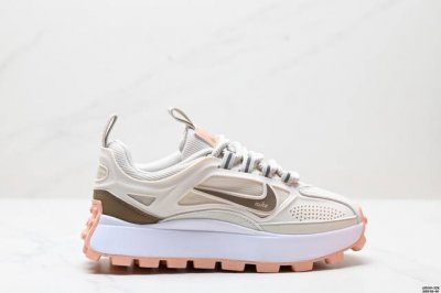 公司级Nike Reactx Pegasus Trail 2026 越野跑步鞋 兼顾迅疾外观和稳固脚感 后跟覆面和中足动态支撑巧妙融合 缔造稳定顺畅的迈步体验