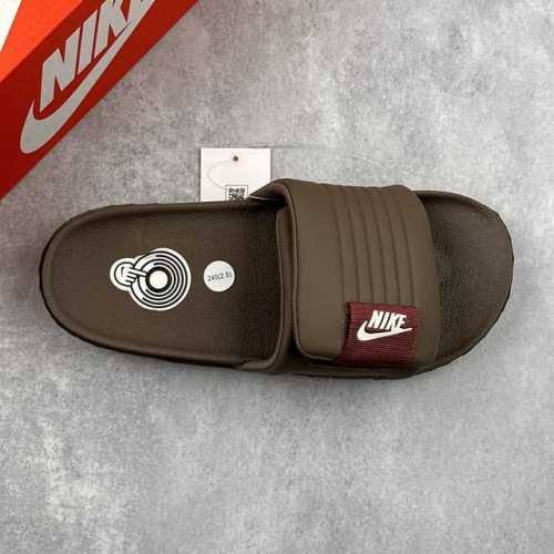 本地 核心私 耐克W Nike Offcourt Adjust Slide 夏季单品夏季Nk沙滩拖鞋夏新款一字拖 透气轻便材质方面仿佛也采用了Eva发泡材质打造