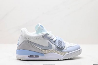 公司级三合一最强合体，多种新配色回归耐克Nike Air Jordan Legacy 312 Low”White Grey Fog Blue Red“乔丹最强三