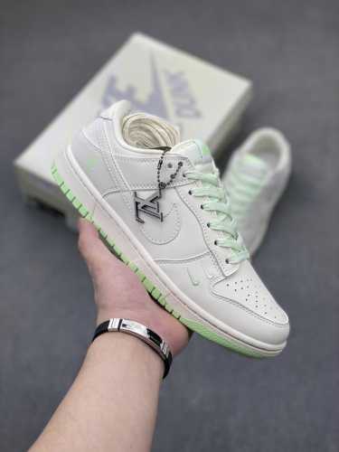 公司级 Nike Sb Dunk Low“Lv联名 双勾荧光绿” 周年高端定制 低帮休闲板鞋 定制鞋盒 大厂纯原品质出货 超高清洁度 皮料切割干净无任何毛边 细