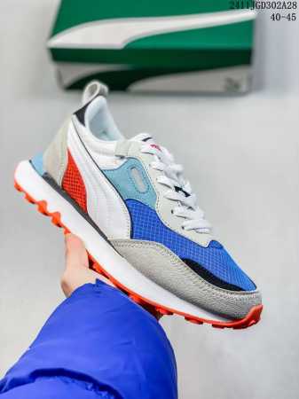彪马puma Suede 复古单品 防滑耐磨低帮板鞋 货号: 387672 码数：如图所示 编号：11Jgd302A28 - 点击图像关闭