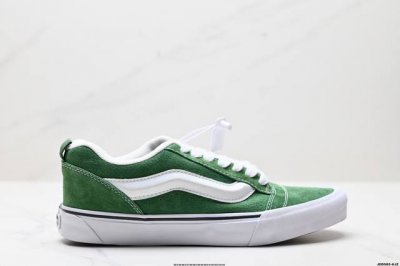 公司级范斯Vans Knu-Skool 翻毛皮 耐磨 低帮 板鞋 尺码:35.5 36 36.5 37 38 38.5 39 40 40.5 41 42 42.