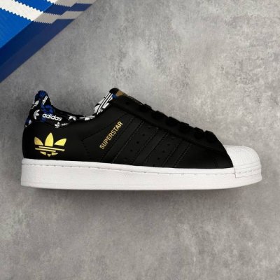 本地 核心私 公司级Adidas Originals Superstar 贝壳头系列低帮经典百搭休闲运动板鞋 以现代时尚元素焕新演绎的经典运动鞋当你试图定义Ad