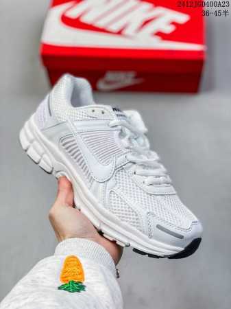 耐克nike Zoom Vomero 5 马拉松复古跑五代休闲运动慢跑鞋 货号:Bv1358-002 码数:36 36.5 37.5 38 38.5 39 40 - 点击图像关闭